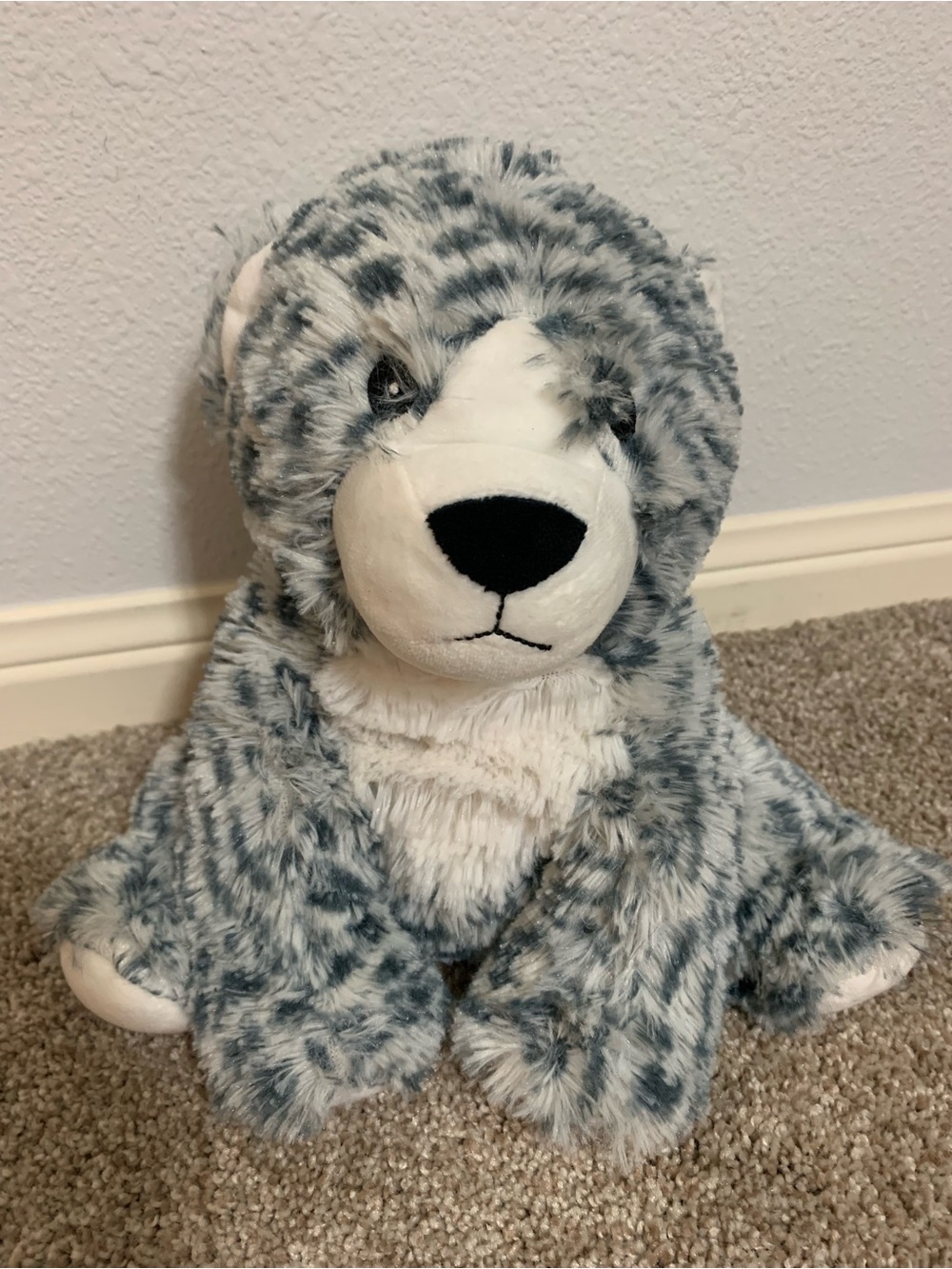Warmies Cozy Plush Snow Leopard Therapy Microwavable Heatable Calming Lavender